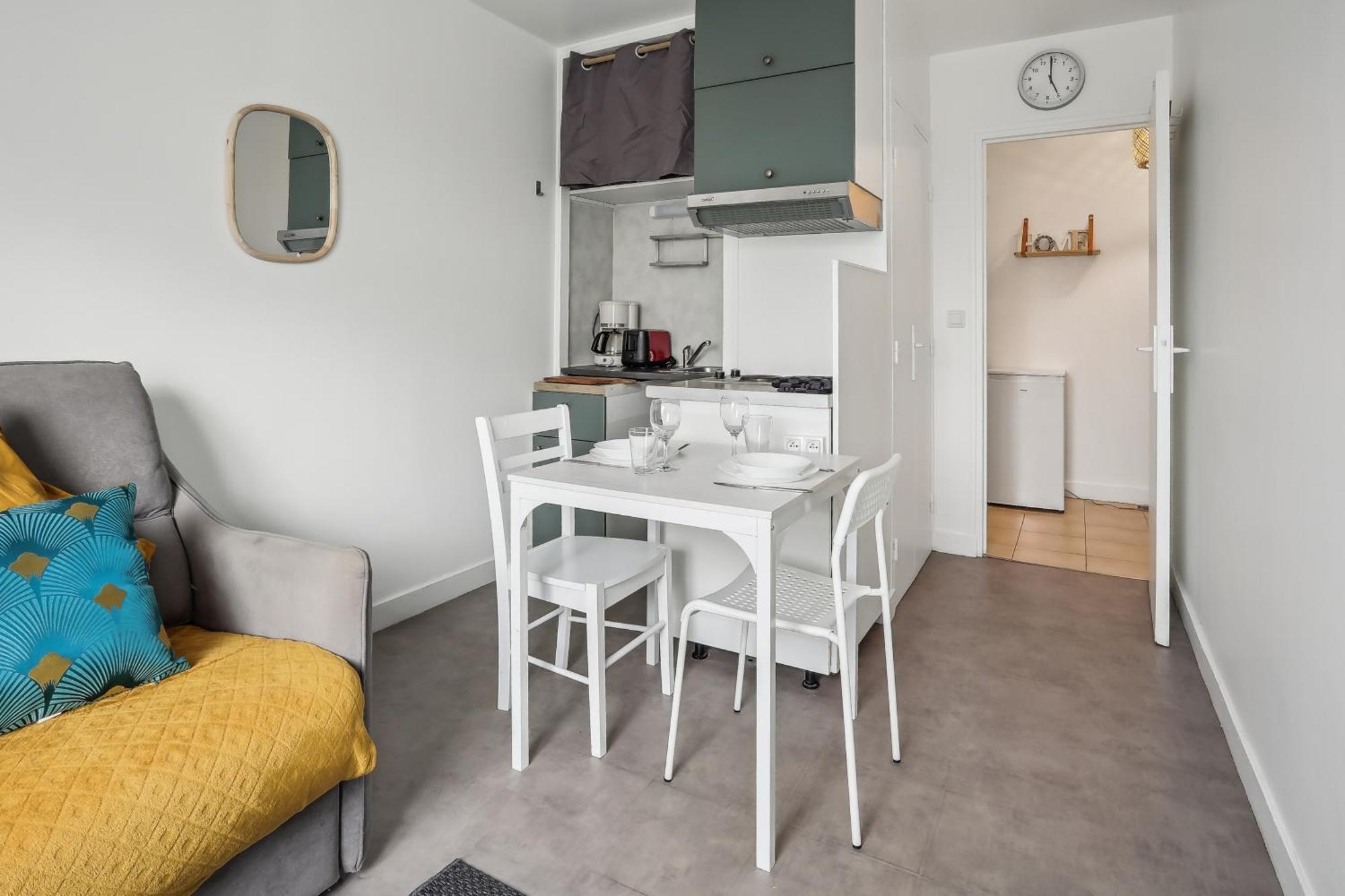 Comfortable Studio Dowtown Corbeil-Essonnes Exterior photo
